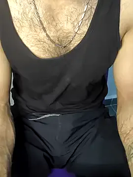roouse – webcam model profile photo Image 8