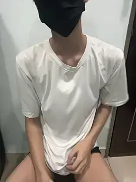 NATINATU252525 – webcam model profile photo Image 5