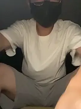 maataaan – webcam model profile photo Image 15