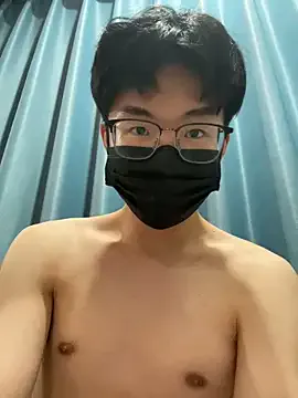 roouse – webcam model profile photo Image 2