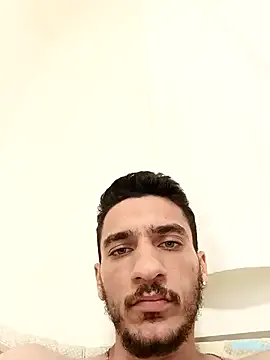 roouse – webcam model profile photo Image 5