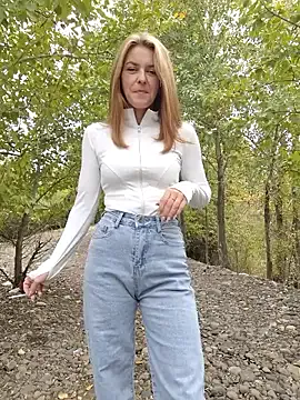 AmeliaBrilliants – webcam model profile photo Image 19