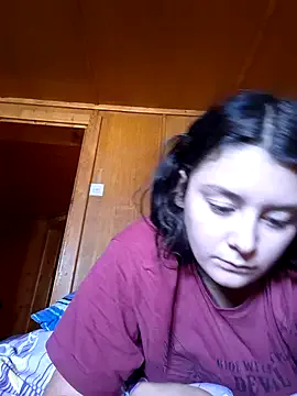Cum_girlss – webcam model profile photo Image 3
