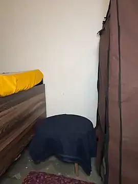 RollDolls – webcam model profile photo Image 7