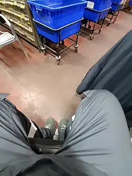 dirtypub – webcam model profile photo Image 7