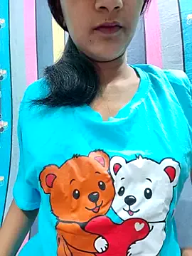 _Alice_1 – webcam model profile photo Image 13