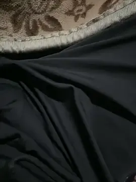 _Alicee_1 – webcam model profile photo Image 2