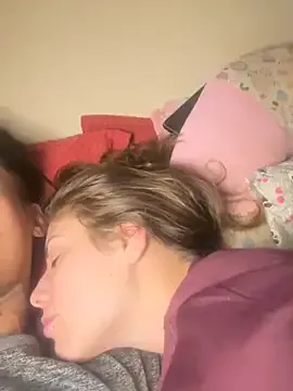 HornyGirlH – webcam model profile photo Image 6