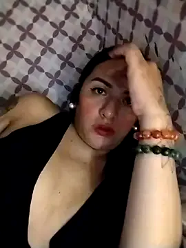 maataaan – webcam model profile photo Image 8