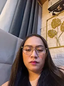 Humsafar-HDX-13 – webcam model profile photo Image 4