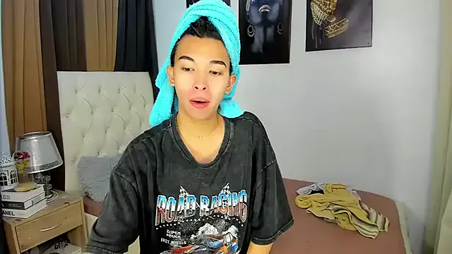 _Crystal_evains – webcam model profile photo Image 10