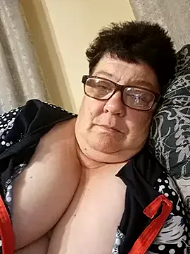 maataaan – webcam model profile photo Image 6
