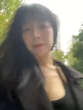 emma05 – webcam model profile photo Image 9