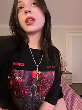 zui_lu – webcam model profile photo Image 5