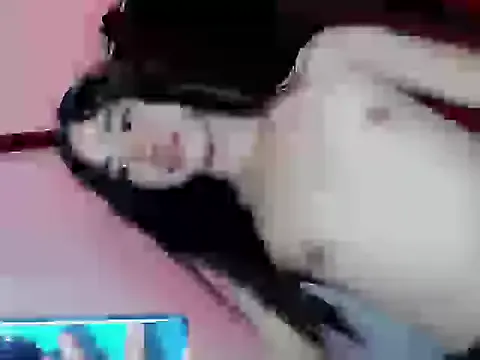 nam_tootsis – webcam model profile photo Image 6