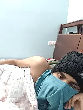 roouse – webcam model profile photo Image 3