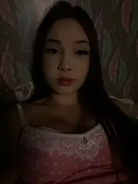 Indianlivejashmin – webcam model profile photo Image 2