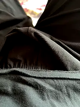 seraphine23 – webcam model profile photo Image 10