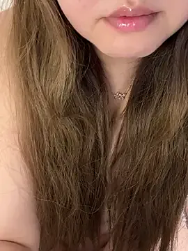 zui_lu – webcam model profile photo Image 7