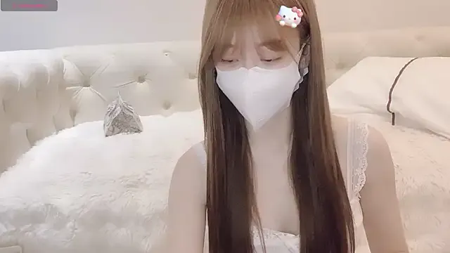 Nancy – webcam model profile photo Image 1