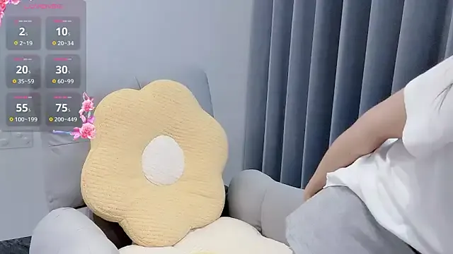 ClaireBree – webcam model profile photo Image 12