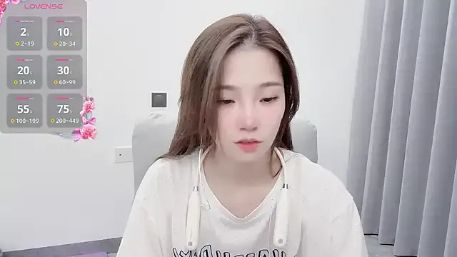 ClaireBree – webcam model profile photo Image 16