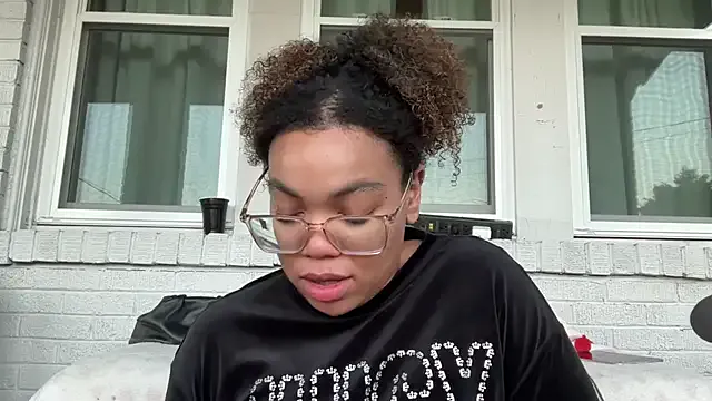 Humsafar-HDX-13 – webcam model profile photo Image 10