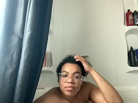 Humsafar-HDX-13 – webcam model profile photo Image 16