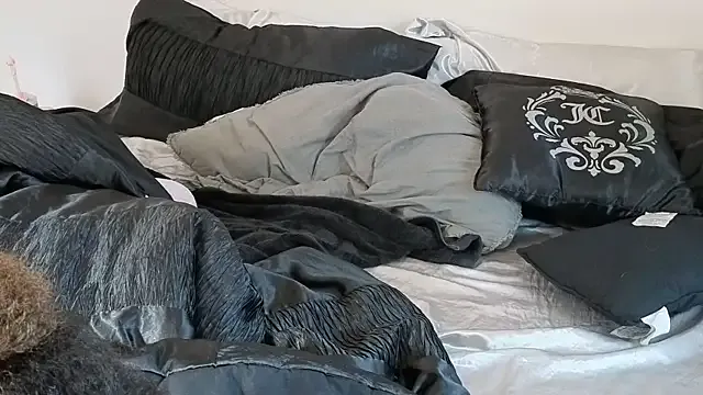 Humsafar-HDX-13 – webcam model profile photo Image 2