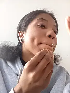 dirtypub – webcam model profile photo Image 4