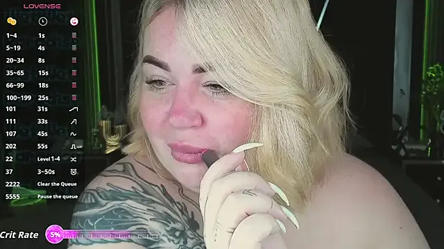 Gia – webcam model profile photo Image 11