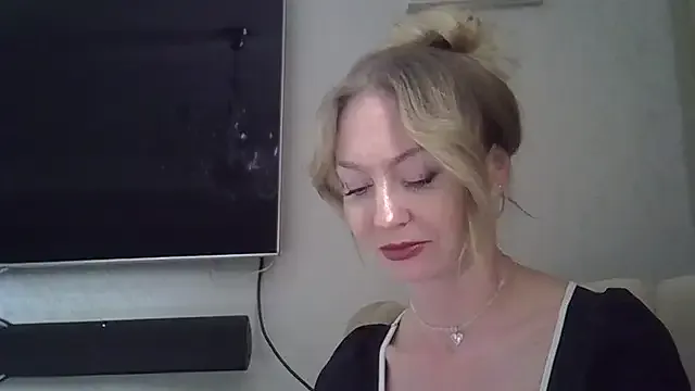 ZarinaSwift Image 16