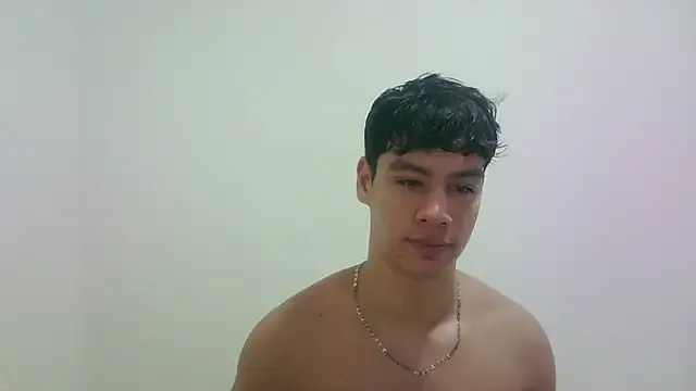 fit_vic – webcam model profile photo Image 17