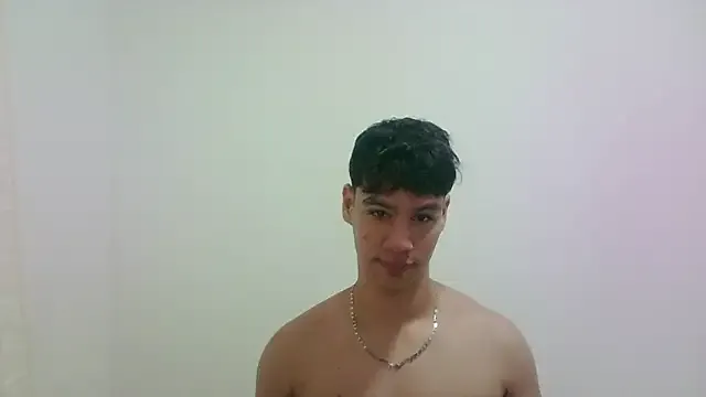 fit_vic – webcam model profile photo Image 3
