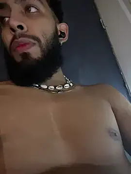 roouse – webcam model profile photo Image 7